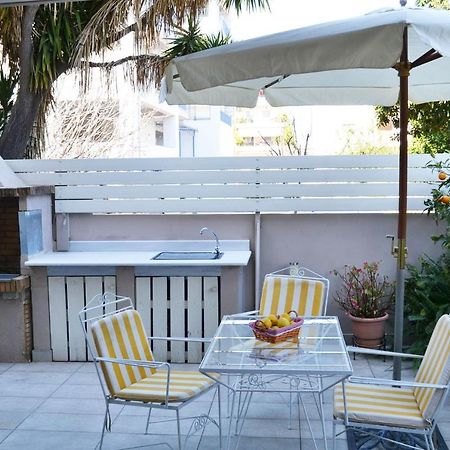 Kalamata Beach Maizonette Ground Floor And Semi-Basement With Yard Exterior foto