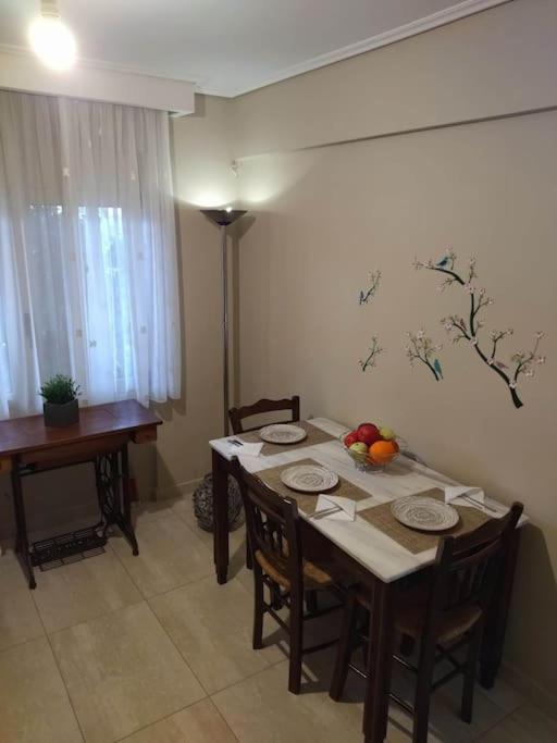 Kalamata Beach Maizonette Ground Floor And Semi-Basement With Yard Exterior foto