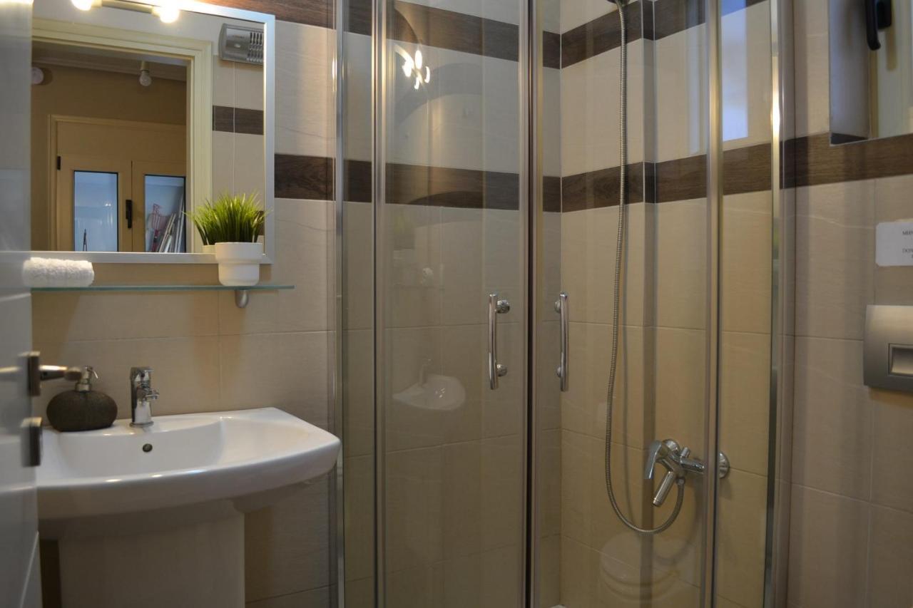 Kalamata Beach Maizonette Ground Floor And Semi-Basement With Yard Exterior foto